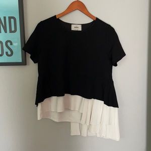 The Birds Korea ruffle detail top